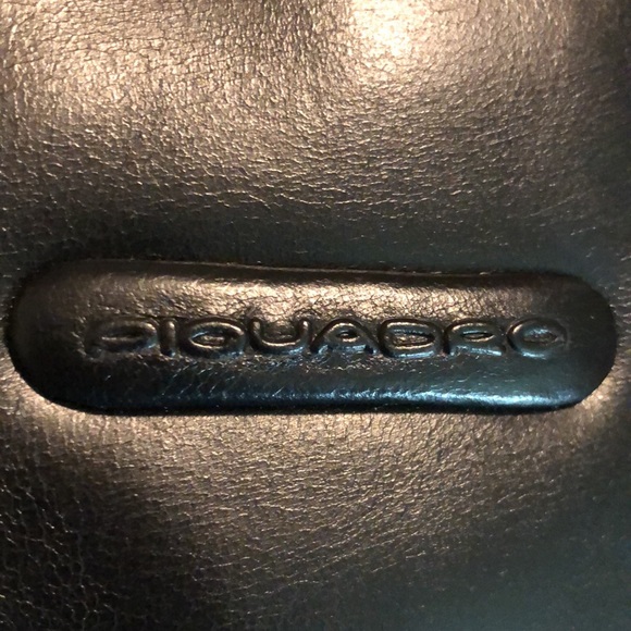 PIQUADRO Urban Cross-Body 100% Leather Black Turquoise iPad Tote 3-Sect $239 NEW - Picture 7 of 16